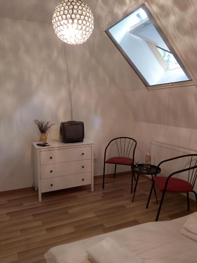 Platanus Vendeghaz Zamardi Bed & Breakfast Ngoại thất bức ảnh